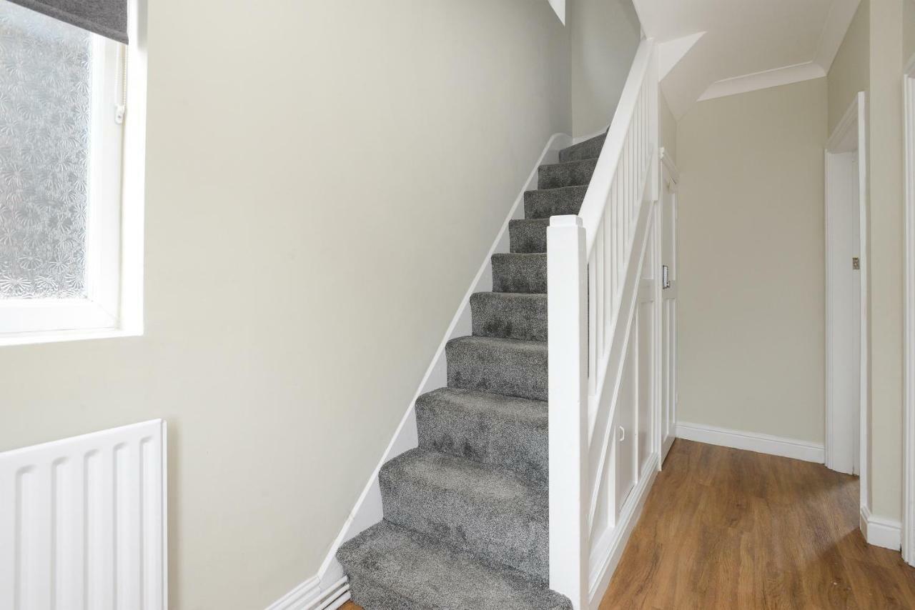 Villa Cosy House In The Heart Of Beeston With Free Parking And Wifi Nottingham Esterno foto