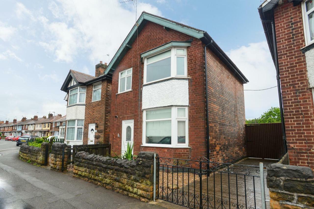 Villa Cosy House In The Heart Of Beeston With Free Parking And Wifi Nottingham Esterno foto